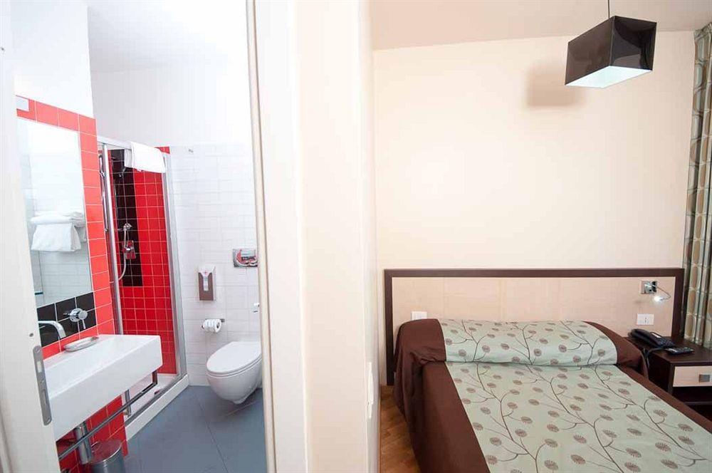 Zero6 Guest House Rome Bagian luar foto