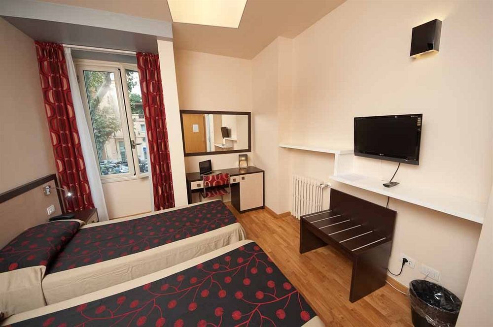 Zero6 Guest House Rome Bagian luar foto
